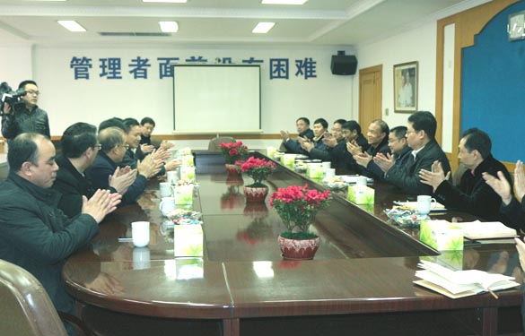 溧阳市委书记蒋锋一行来聚鑫汇电缆新春走访