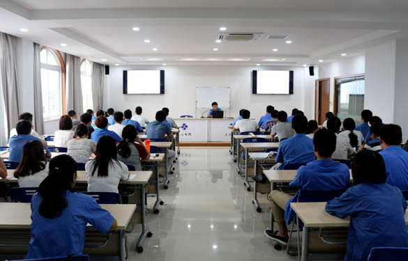 聚鑫汇电缆2015年新进大学生转型培训班成功举办
