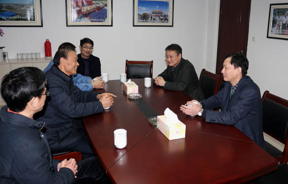 溧阳市地税局局长鞠洪亮一行来聚鑫汇电缆走访
