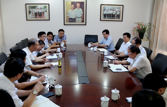 常州市副市长王成斌来聚鑫汇集团调研